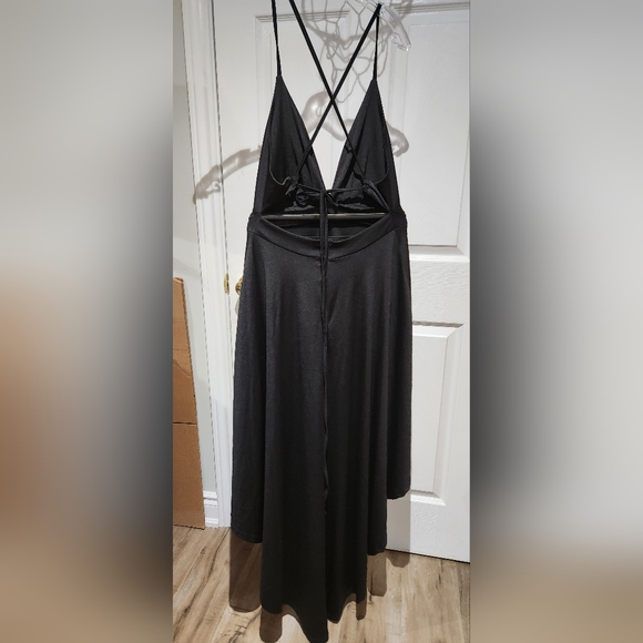 Women's Fashion black V-Neck Large Swing Sexy Sleeveless Backless Dress - Picture 7 of 9